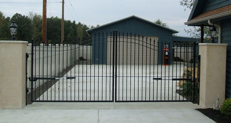 Sliding Driveway Gate Installation Lomita